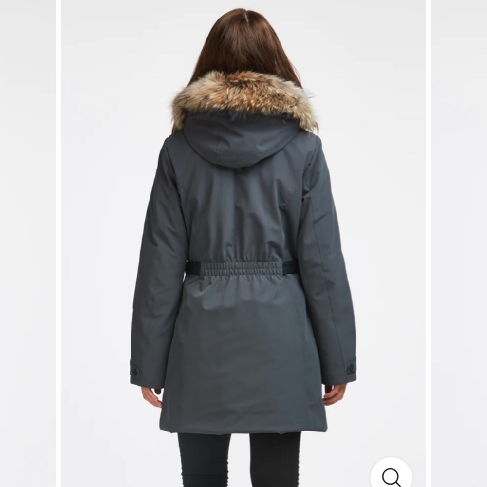 Audvik women’s parka- bnwt